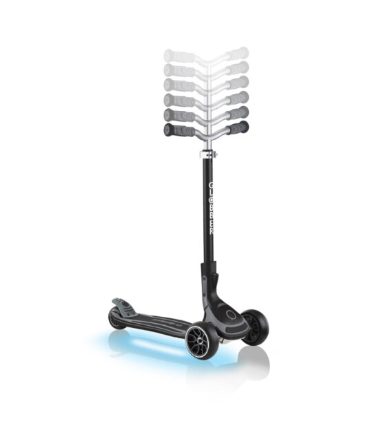 Globber Ultimum Işıklı Scooter // Siyah